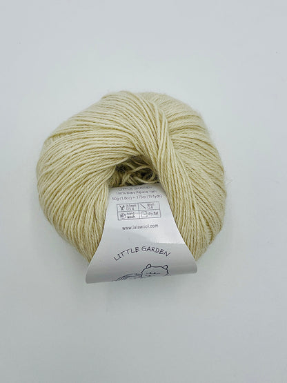 BABY ALPACA DK YARN LITTLE GARDEN- MILK FLOWER