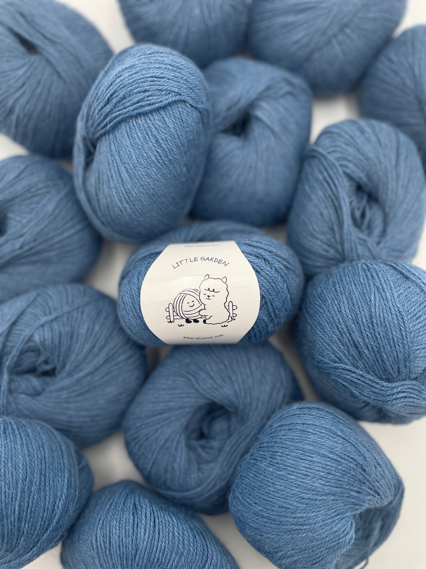 BABY ALPACA DK YARN LITTLE GARDEN- BLUEBERRY HILL