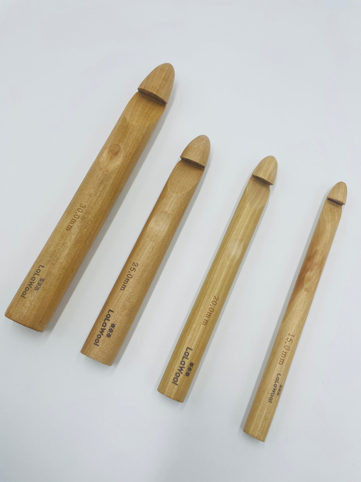 JUMBO CROCHET HOOK SET (4 SIZES)